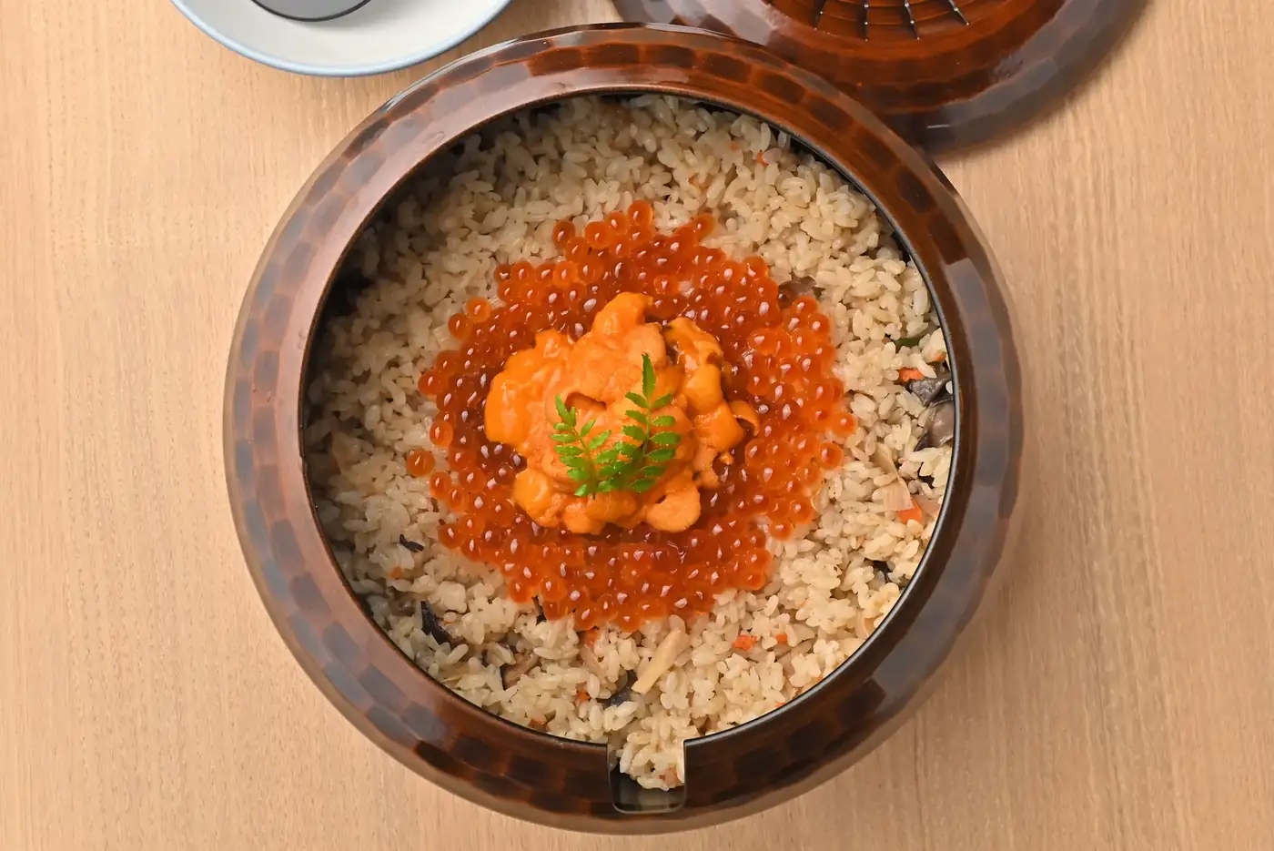 雲丹といくらの贅沢釜炊き込みご飯